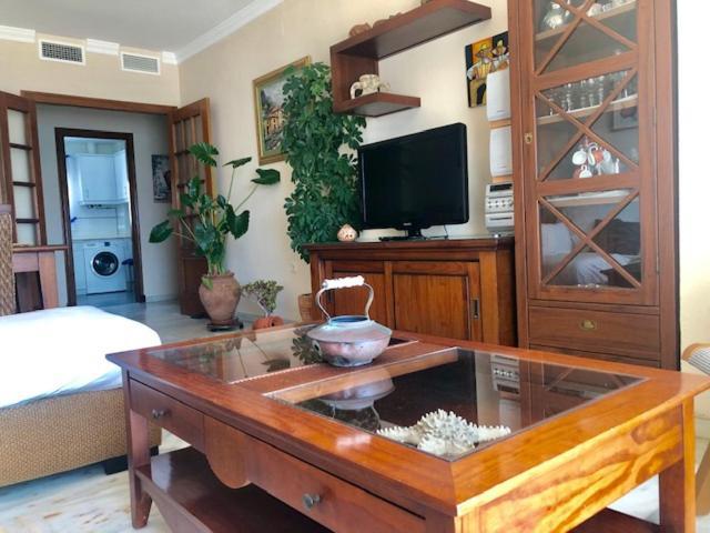 Gatu Premium Villa Isabel Terraza,Parking,1ºlinea Playa,Wifi,Vista Al Mar , Preferente Mayores De 25 Anos Y Familias Cadiz Ngoại thất bức ảnh
