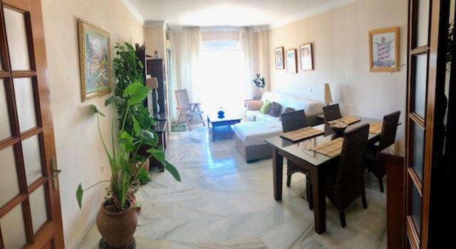 Gatu Premium Villa Isabel Terraza,Parking,1ºlinea Playa,Wifi,Vista Al Mar , Preferente Mayores De 25 Anos Y Familias Cadiz Ngoại thất bức ảnh